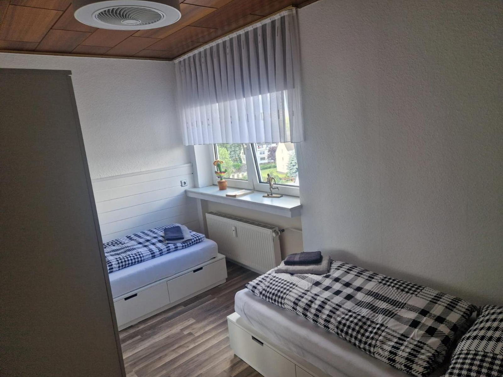3,5 68qm In Mit Balkon Und Stellplatz Apartment