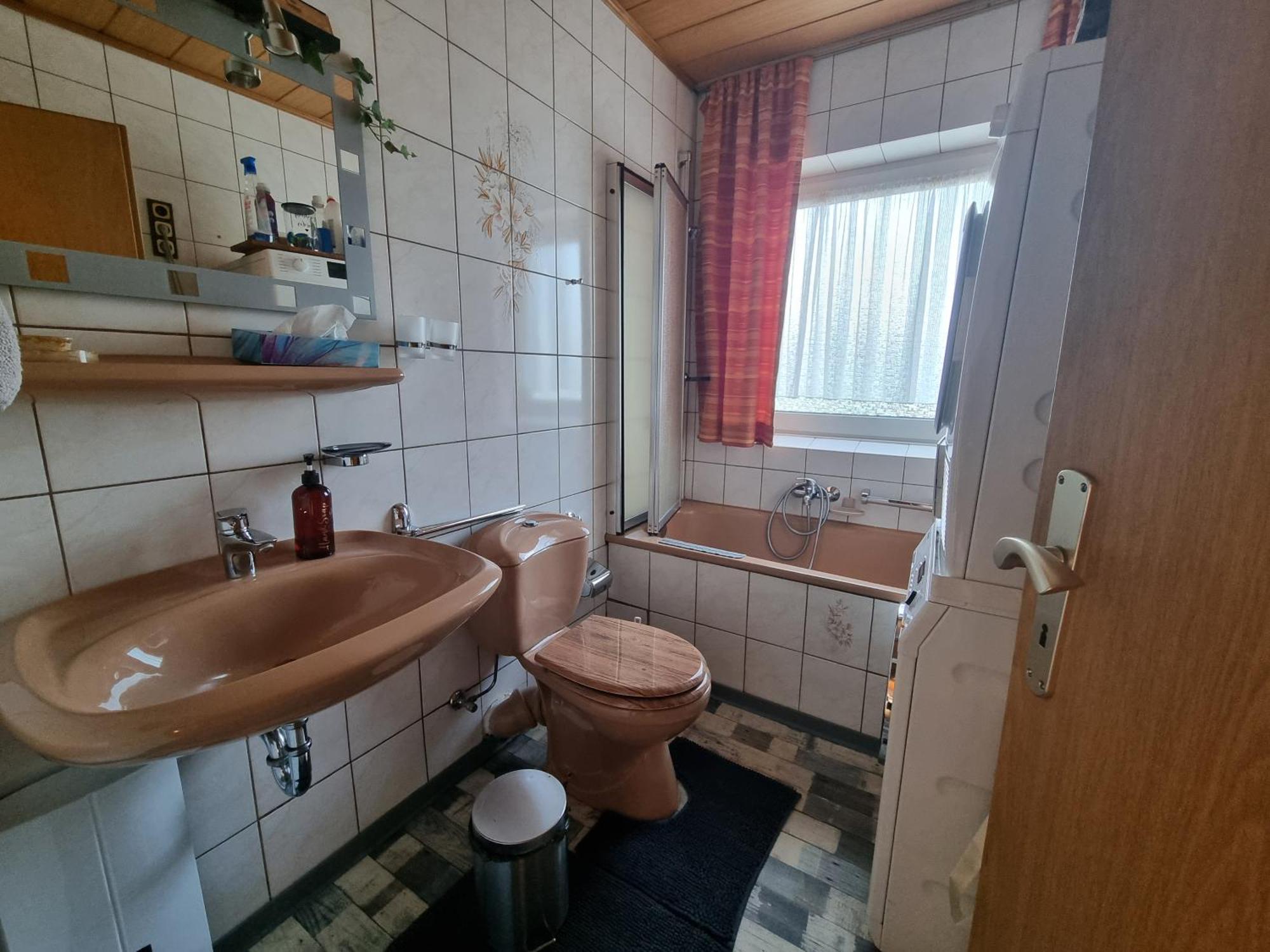 3,5 68qm In Mit Balkon Und Stellplatz *